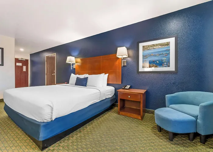 Western Hotel 3*
